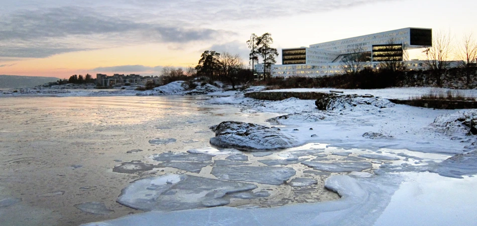 Statoil's HQ's Oslofjord locale (Photo: A-Lab)