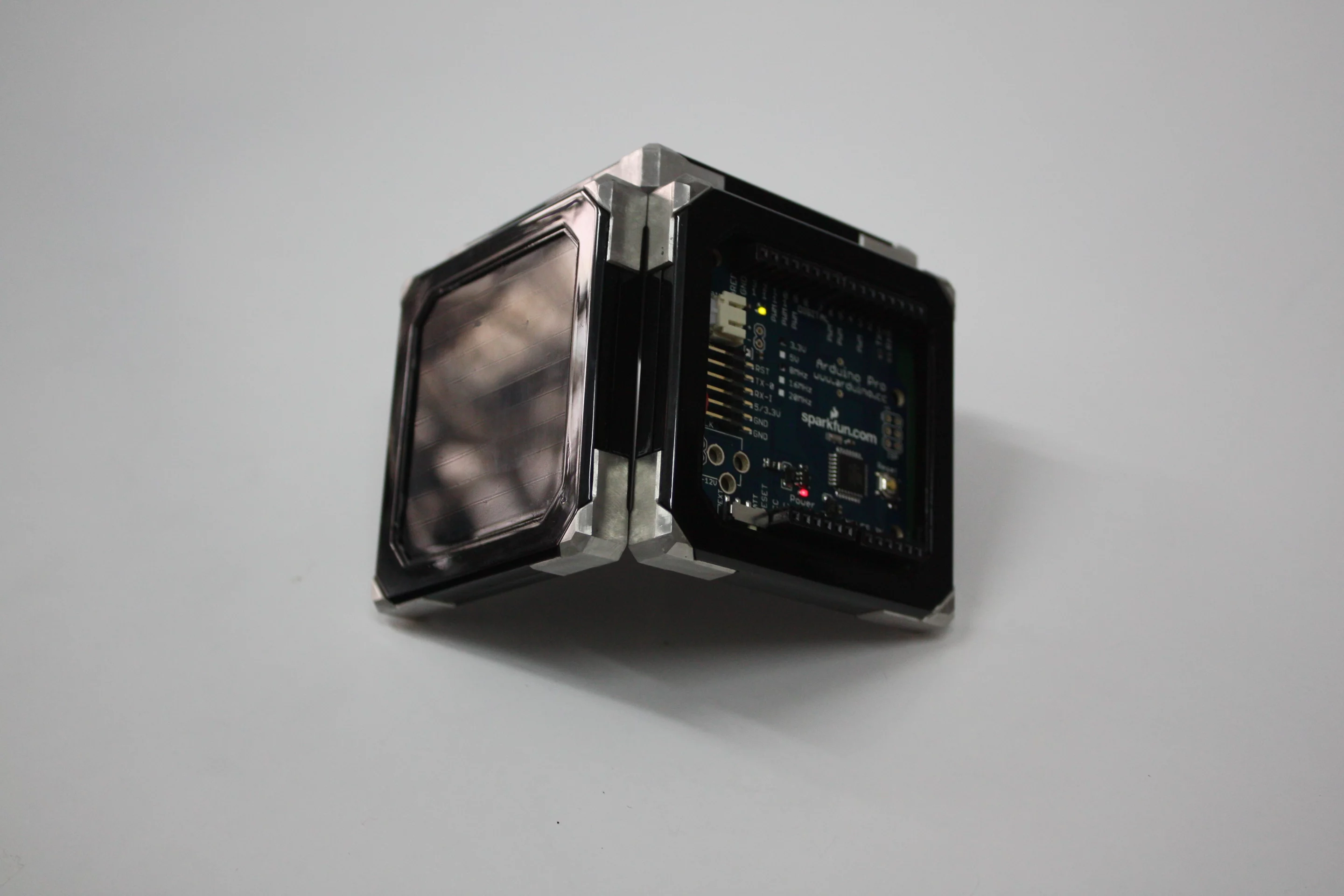 B-Squares are flat electronic modules that can be joined together in different configurations, to create different devices