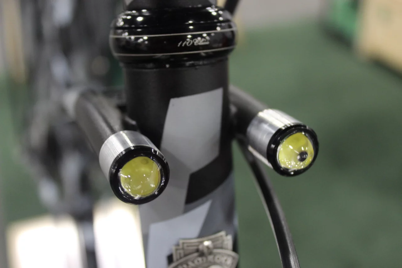 The mid-stay-mounted LEDs