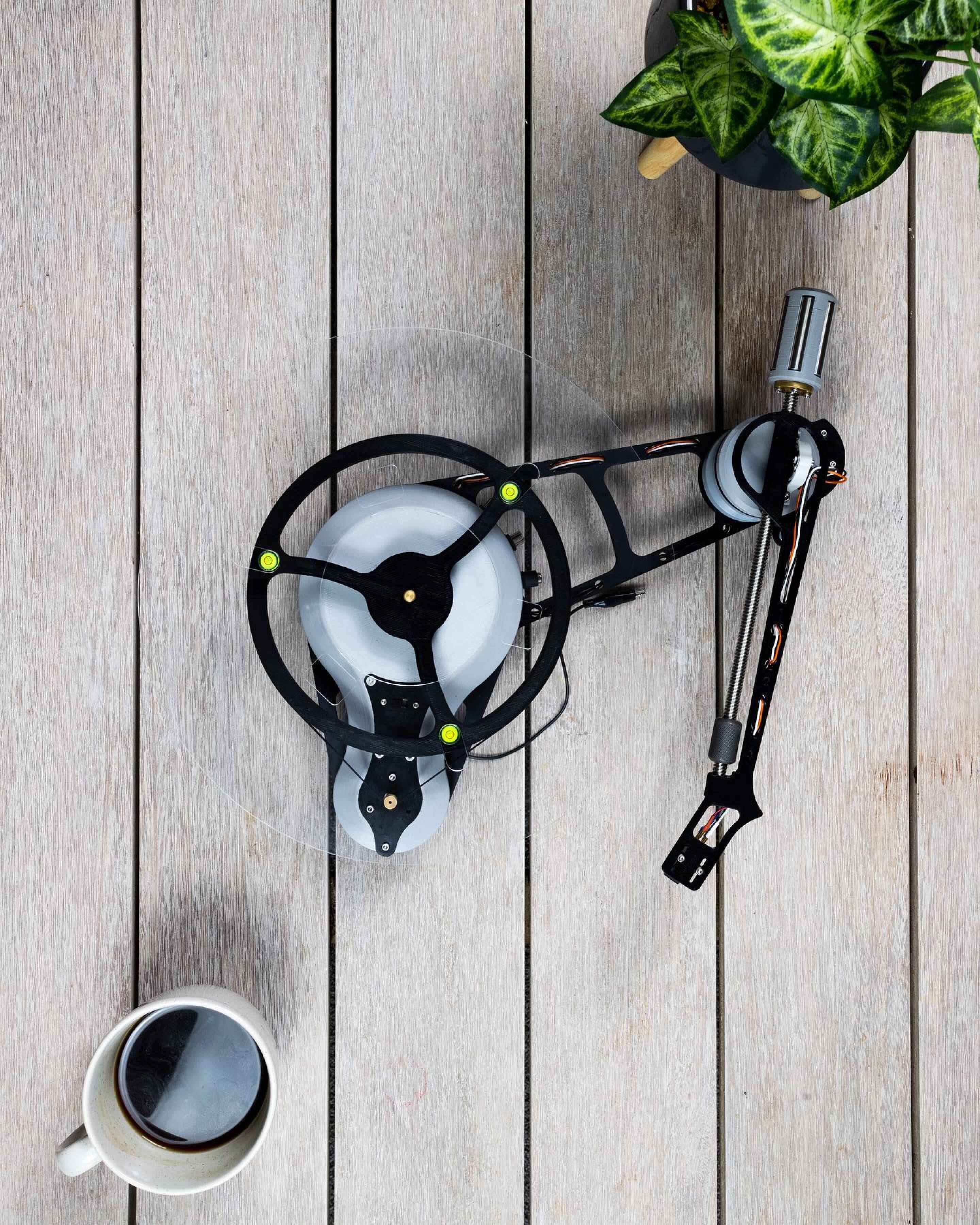 Startup designs turntable you can print and assemble yourself