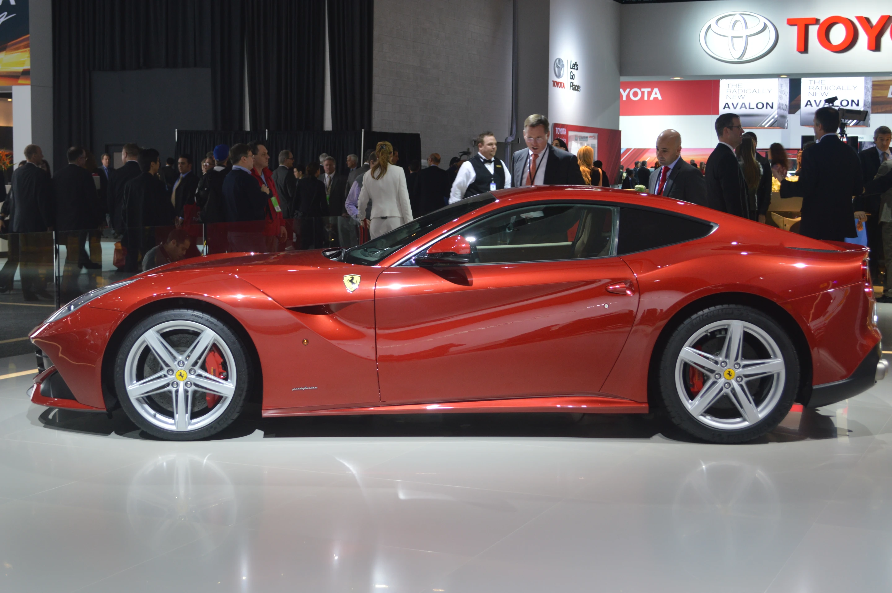 0-62 mph (100 km/h) in 3.1 seconds