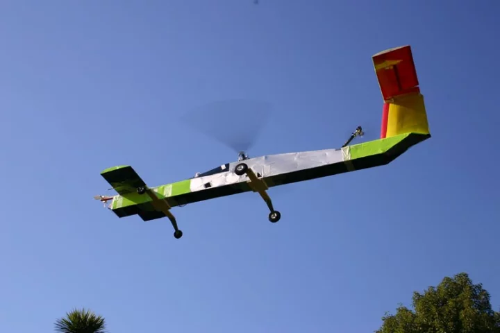 StopRotor Technology's Hybrid RotorWing technology allows for in-flight transition from fixed-wing to rotary flight mode and back