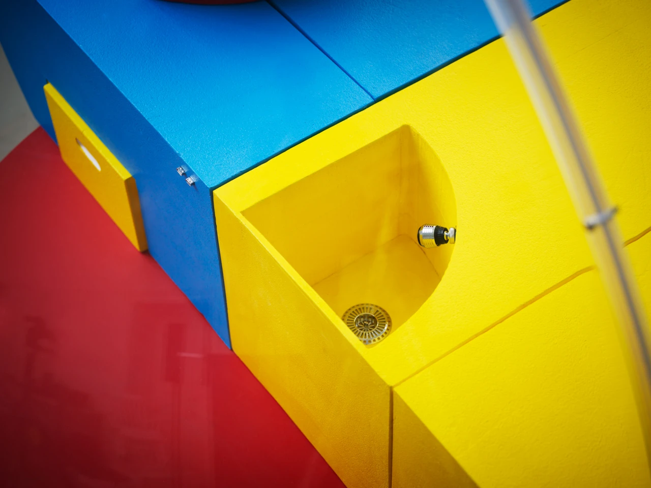The Kitchen module adds a sink and faucet to the Cocoon 1