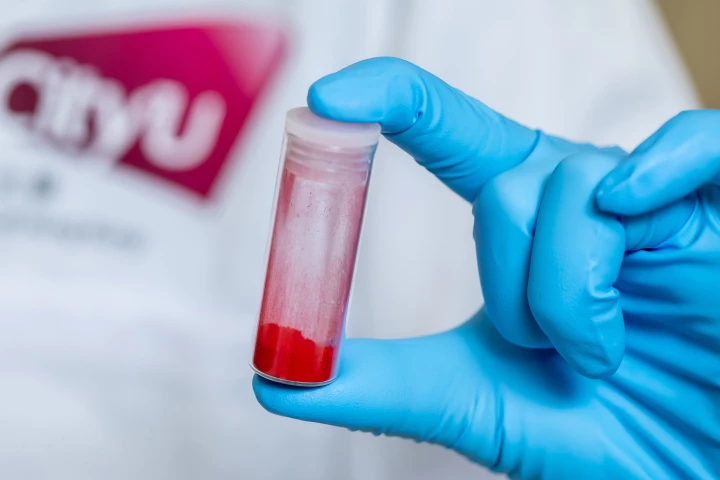 Researchers have developed a new platinum-enhanced, light-activated anticancer agent