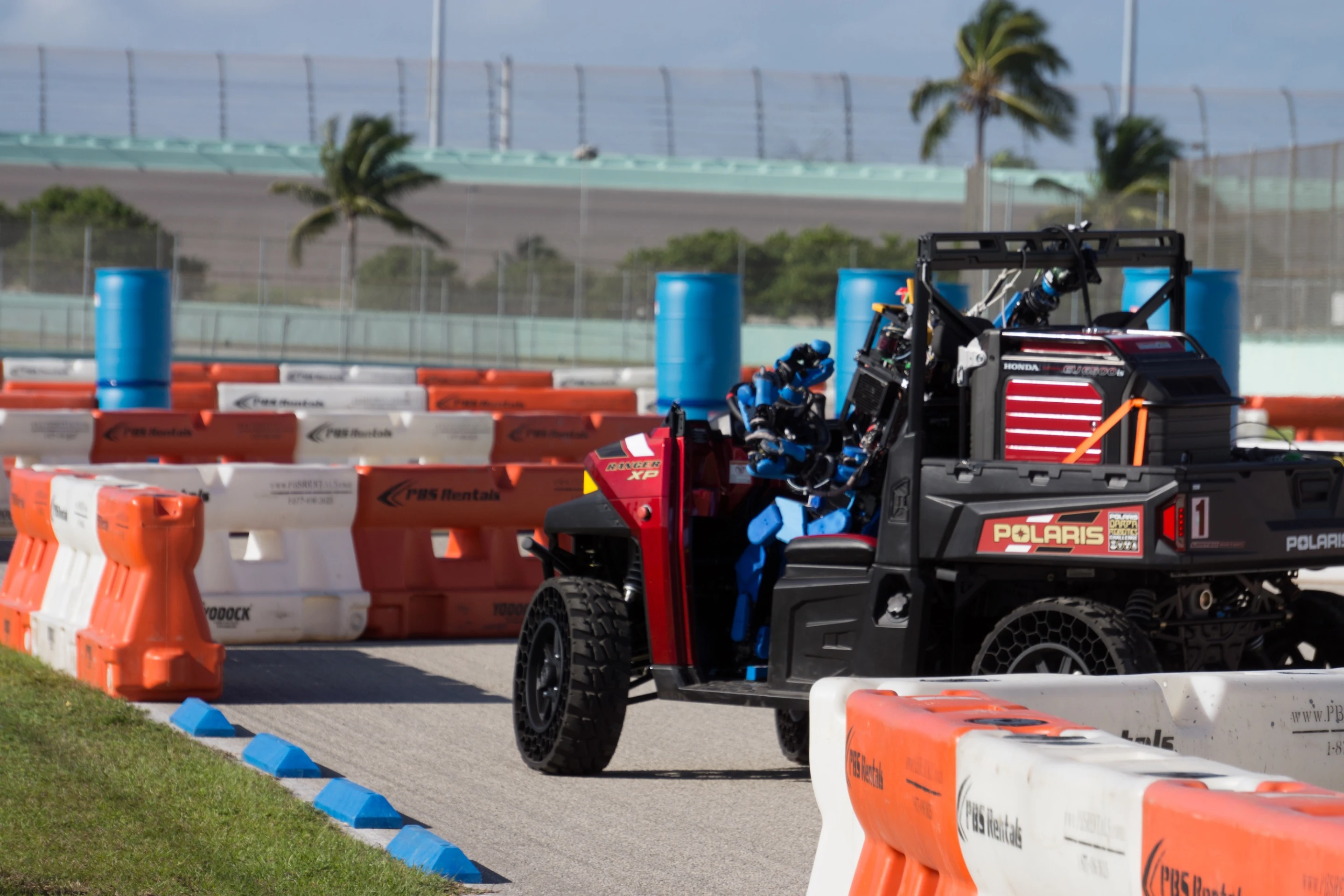 Schaft negotiating the driving course