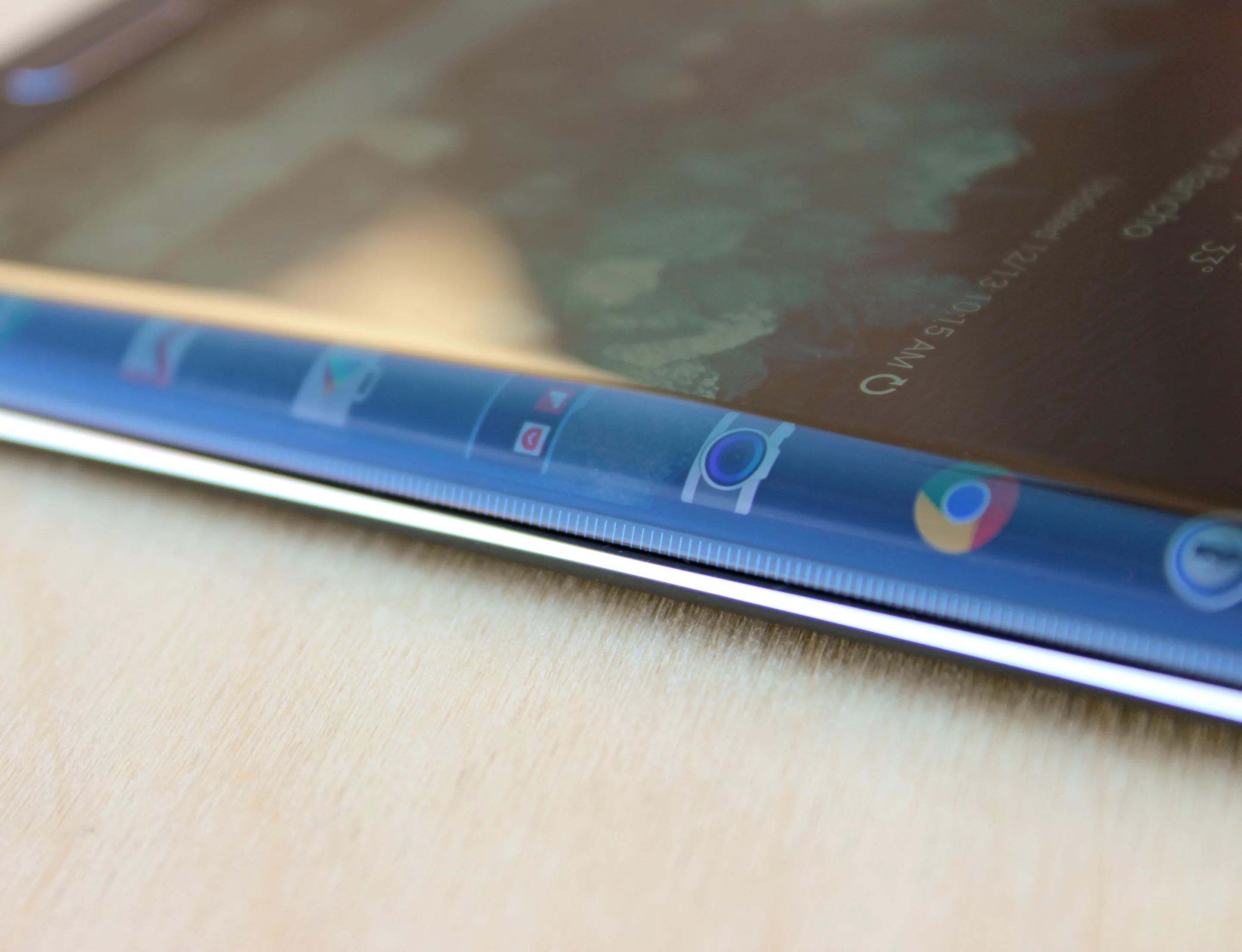 App shortcuts make for one of the best uses of the Edge Display (Photo: Will Shanklin/Gizmag.com)