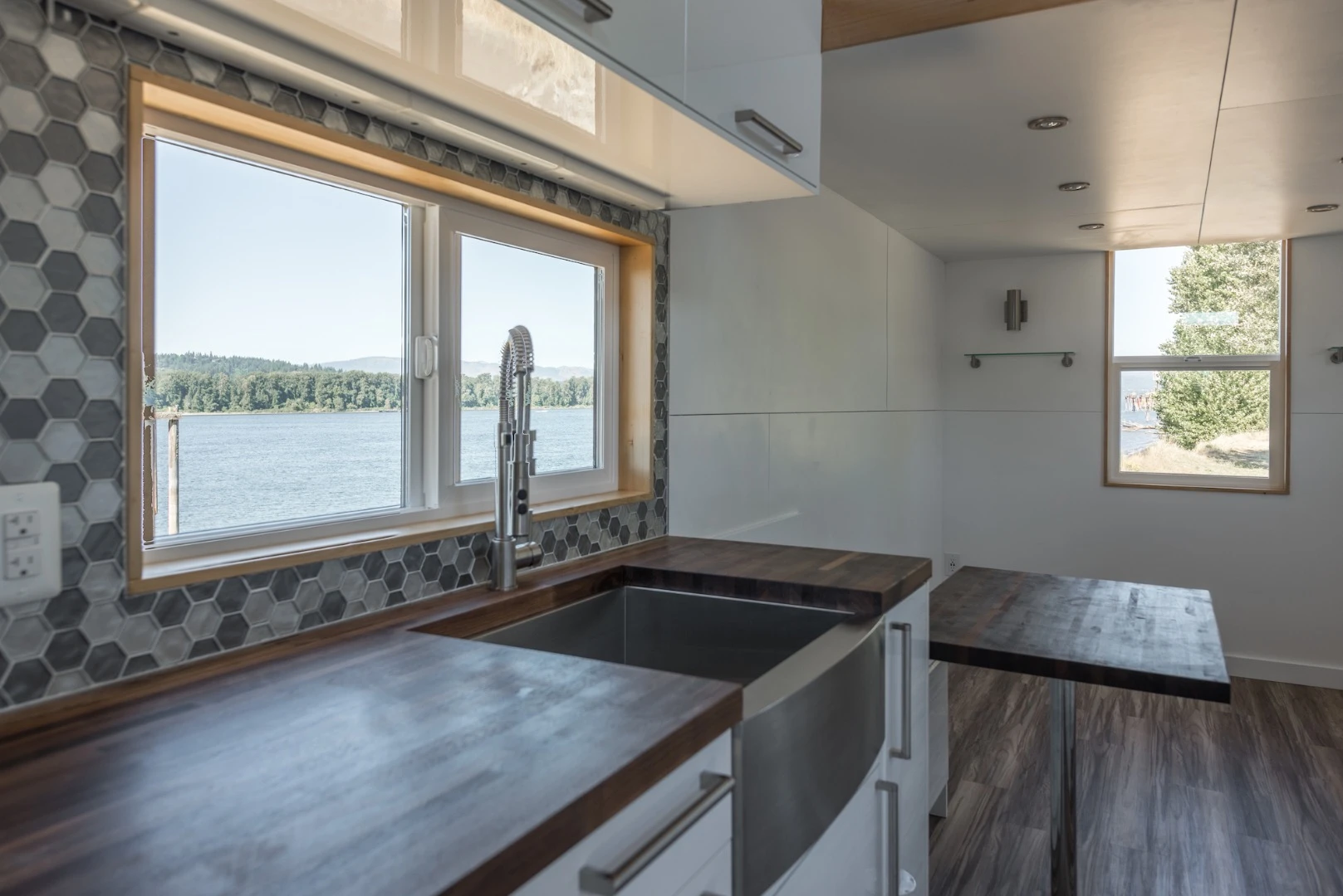 The Catalina's kitchen includes a four-burner range cooker and a fridge/freezer, in addition to sink, cabinet space and cupboards