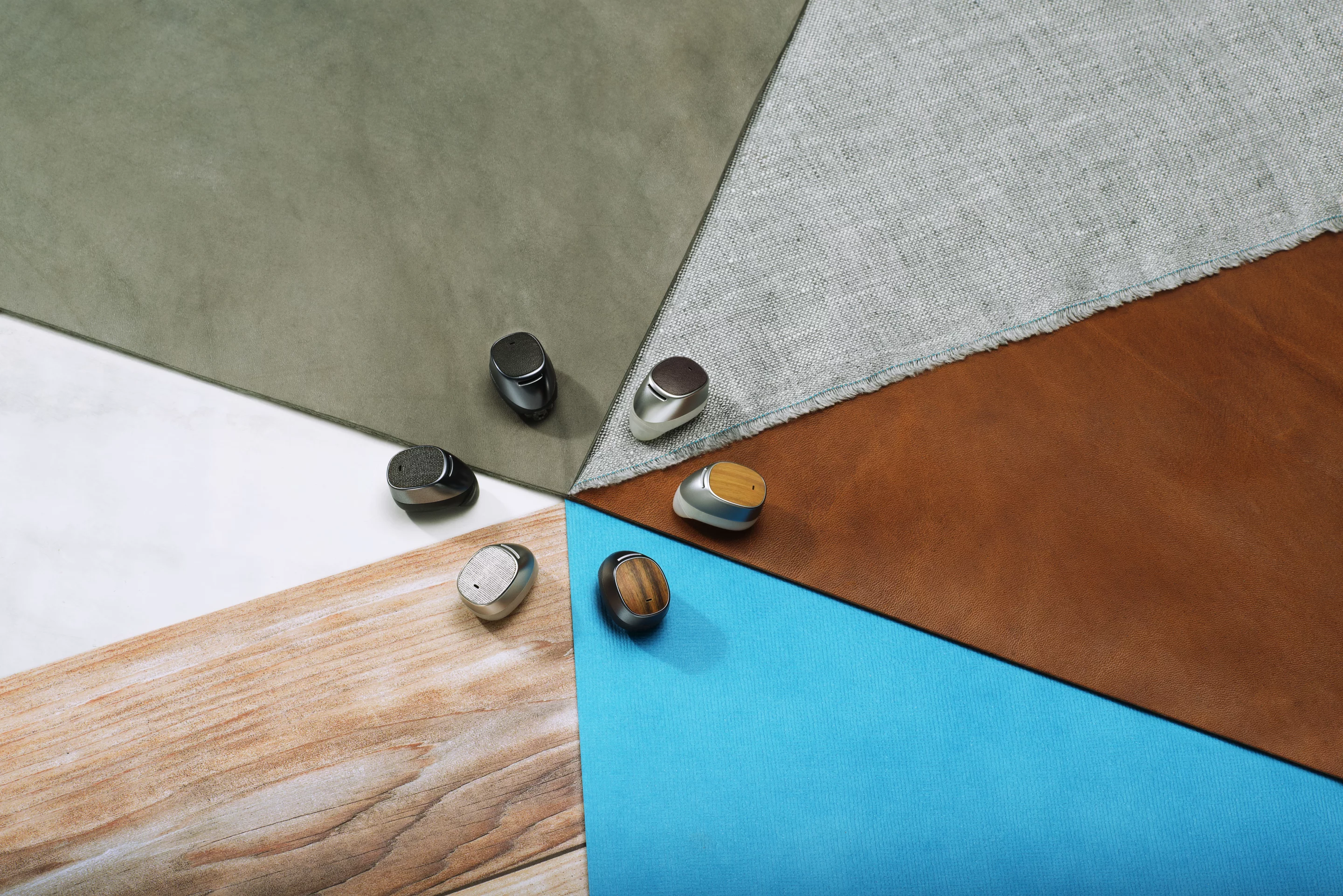 Moto Hint comes in a variety of styles (Image credit: Motorola)