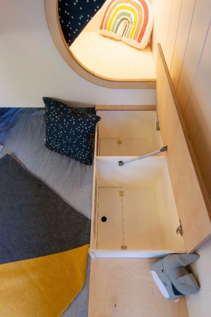 More storage hidden in the steps