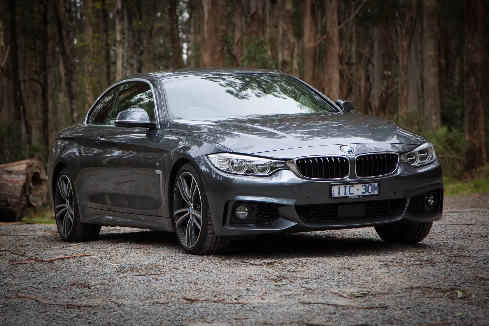 The 440i with the roof up