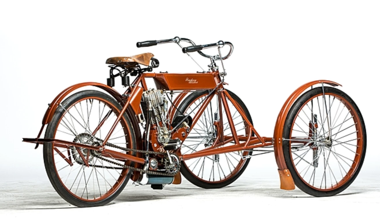 This 1908 Reading Standard Single Tri-Car (Lot S115) is estimated to fetch between $65,000 and $85,000