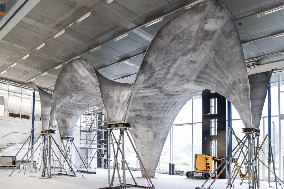 The ultra-thin, curved concrete roof, built as a prototype of a new fabrication method designed by ETH Zurich engineers