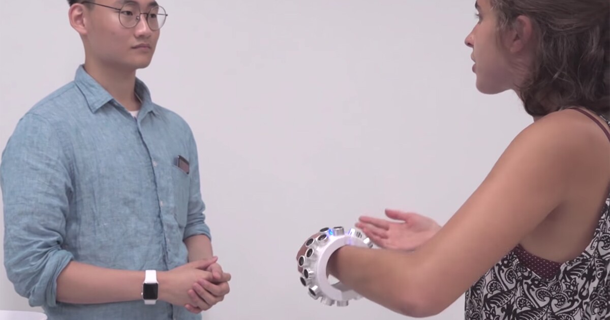 Researchers build wearable jammer to stop smart speakers listening in