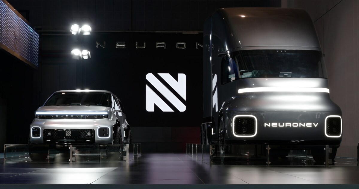 The T/One pickup and Torq semi debut side by side