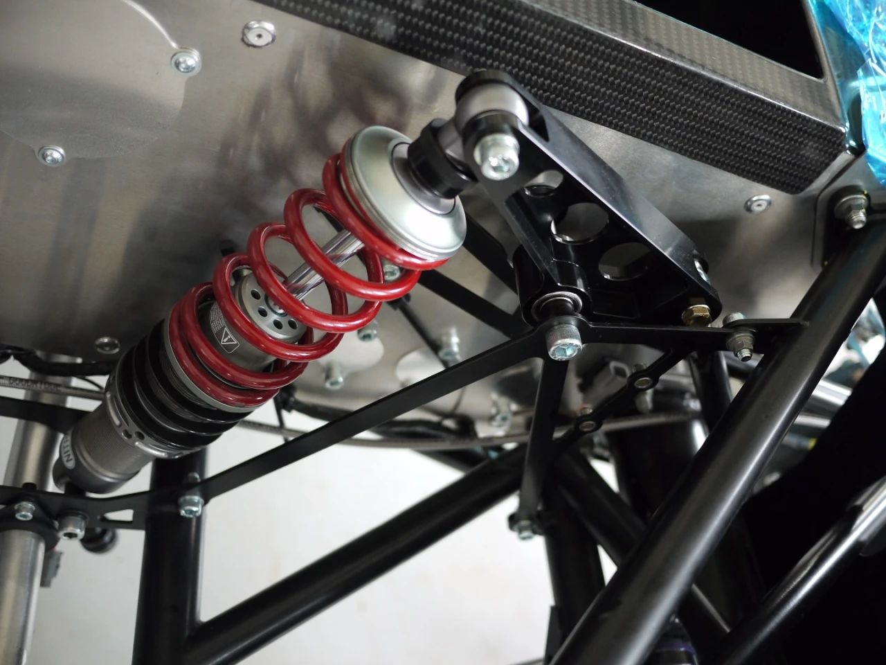 The suspension is highly adjustable, helping the driver get the right ride