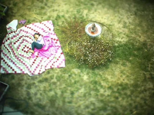 A tilt-shift photograph taken with the NeinGrenze 5000T (Photo: Photojojo)