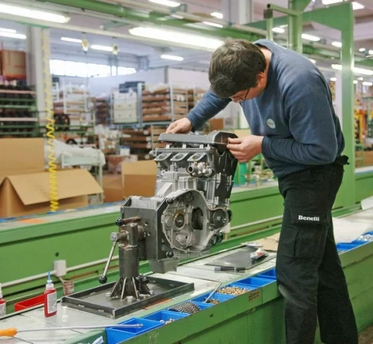 Building the triple at Benelli Motori
