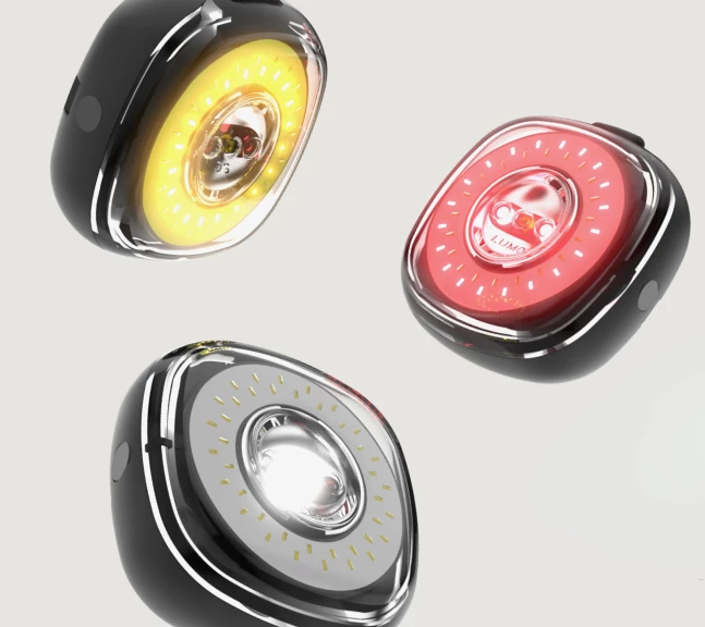 Up to eight LED modules can simultaneously be run on one bike