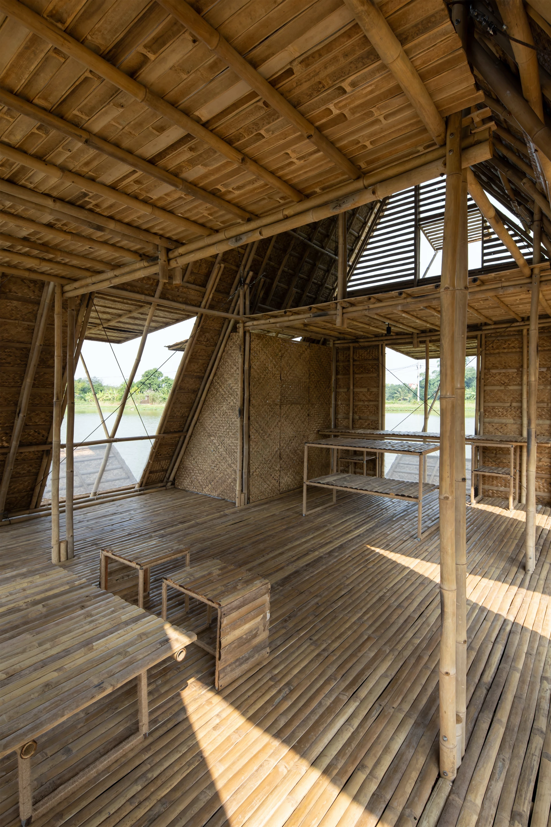Though the main focus is for the Floating Bamboo House to serve as a home, H&P Architects also envisions it being used as a classroom or library