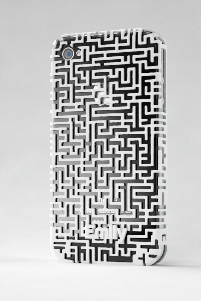 iPhone 4/S Maze case, based on the traditional maze