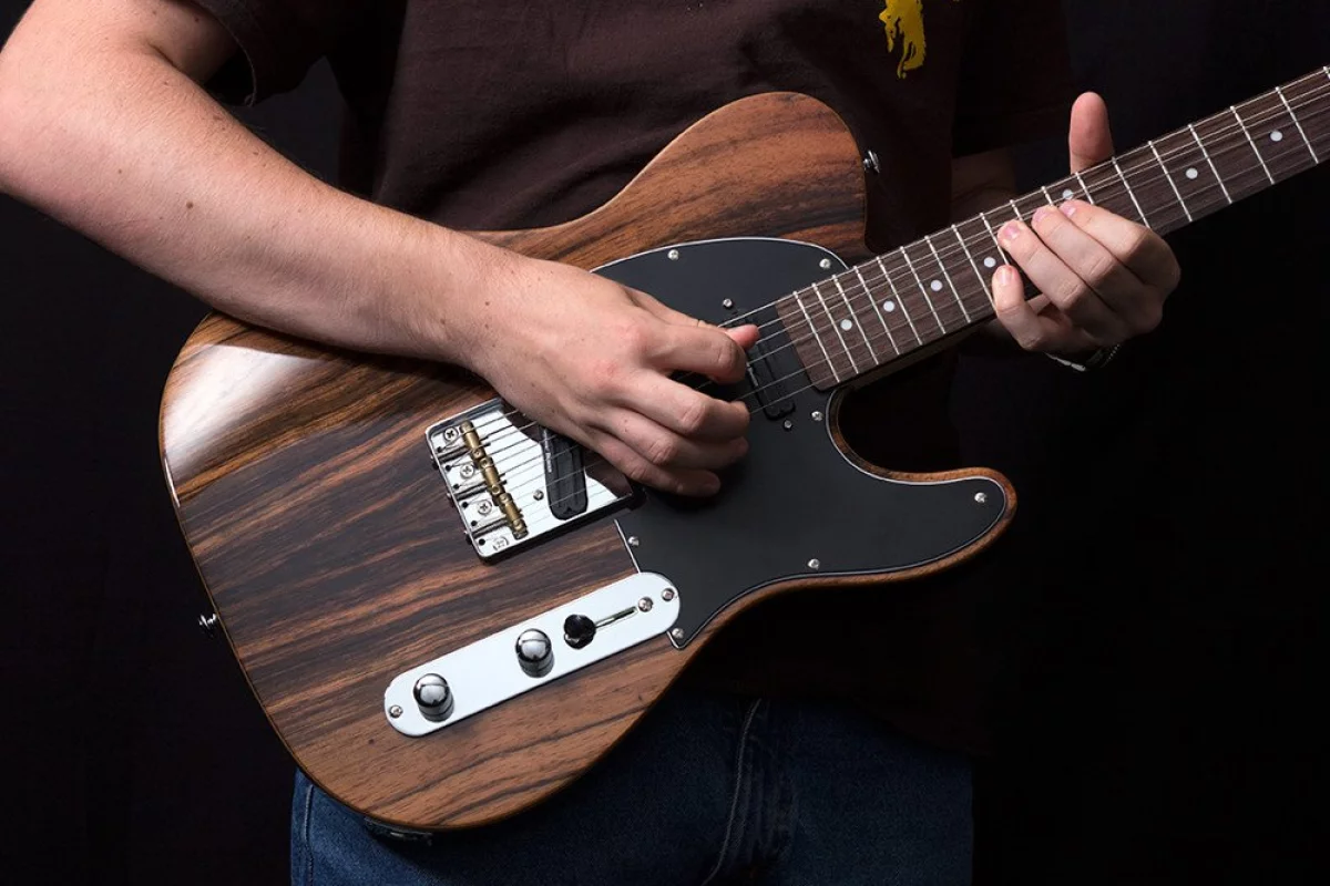 The CC50 Deluxe from Michael Kelly Guitars combines a 4-way pickup switch and dual pull/push pots to dial in multiple tones on one guitar