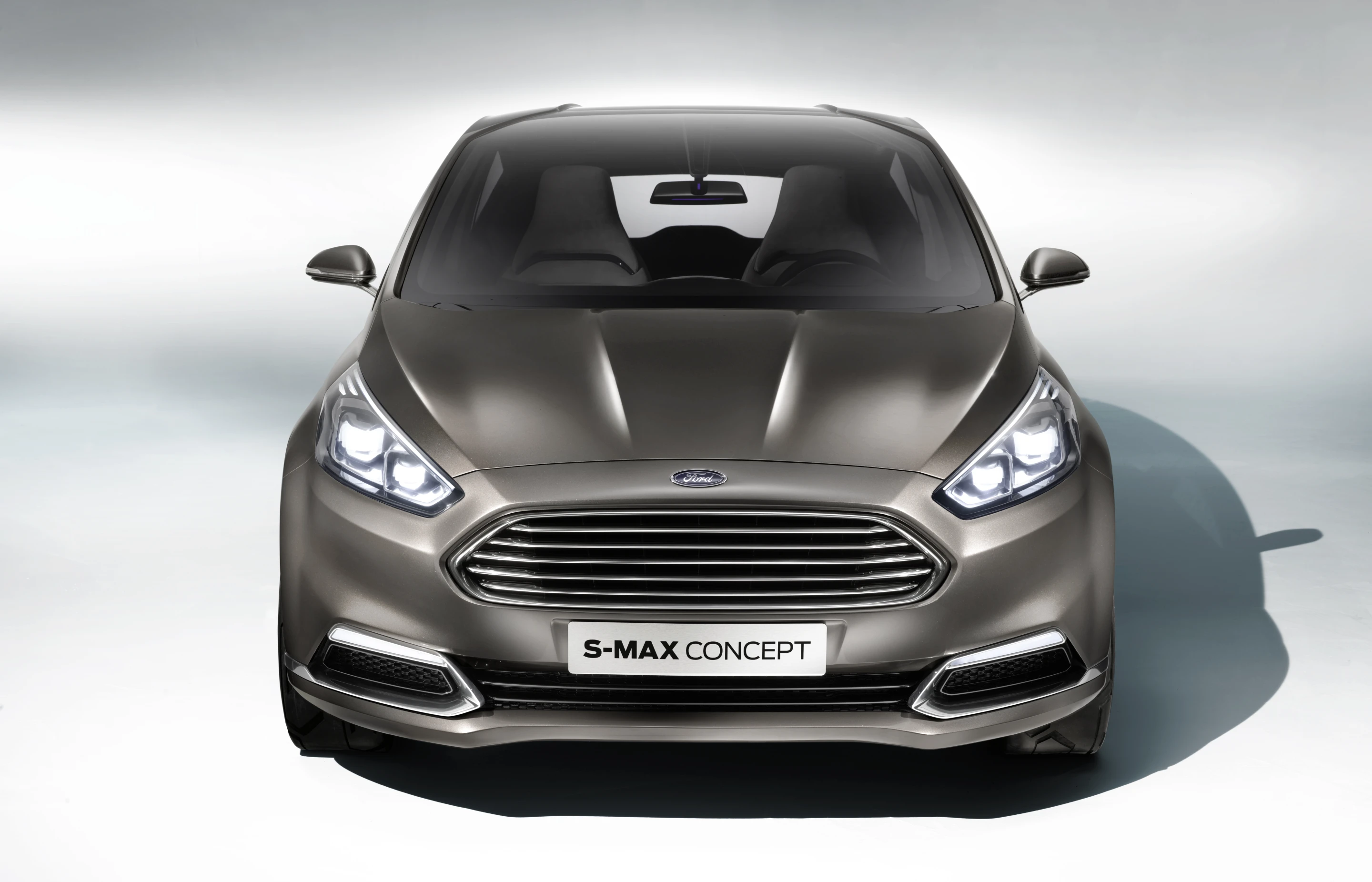 Front view of the Ford S-Max Concept