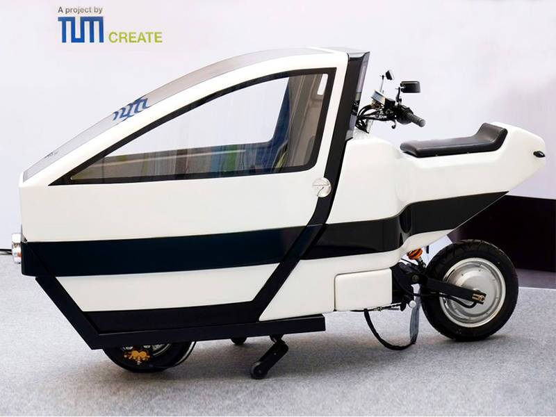The VOI has a top speed of 45 km/h (28 mph) and a range of approximately 80 kilometers (50 miles) per charge