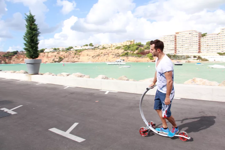 The Cycon Circleboard puts a new spin on scooter design