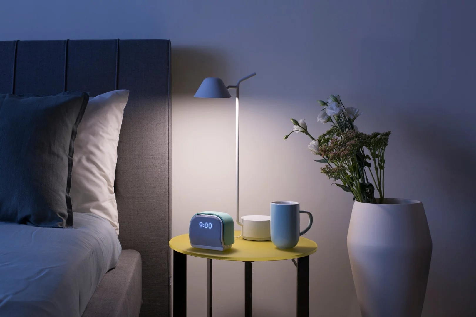 The Kello's most basic functions encourage a regular bed-time and a regular wake-up time