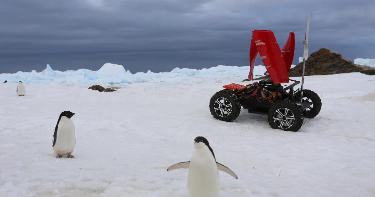 Polar Rover blows through Antarctica