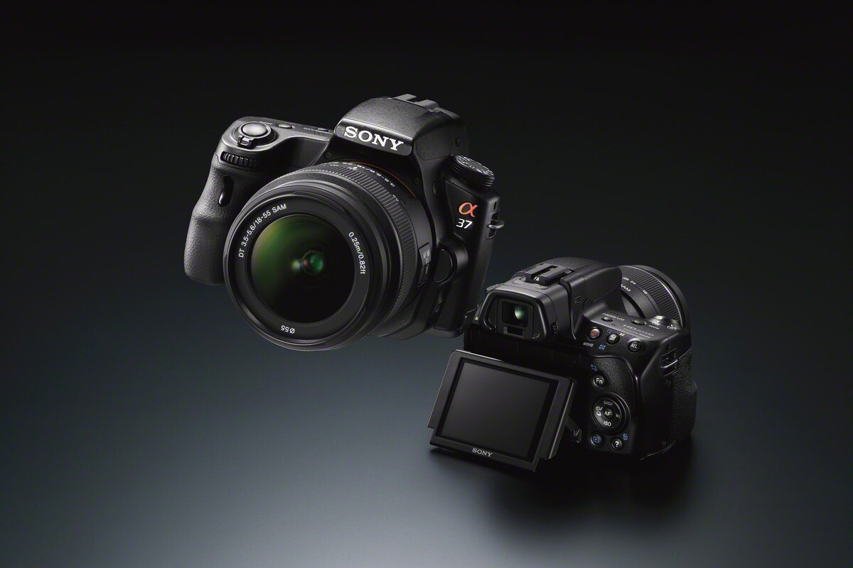 Sony has detailed the new 16.1 megapixel SLT-A37 translucent mirror camera with a new tilting LCD panel, better resolution EVF and the latest 16.1 megapixel Exmor APS HD CMOS sensor