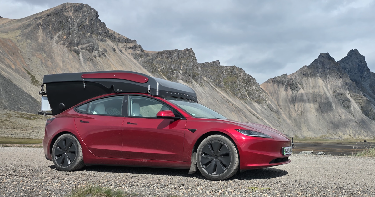 Wheelhome Dashaway Tesla camper pod and micro-camping trailer Wheelhome Dashaway Tesla camper pod and micro-camping trailer