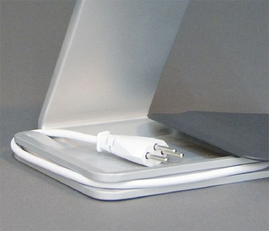 Printing Your Toast design concept from Othmar Muhlebach is designed to toast bread one slice at a time