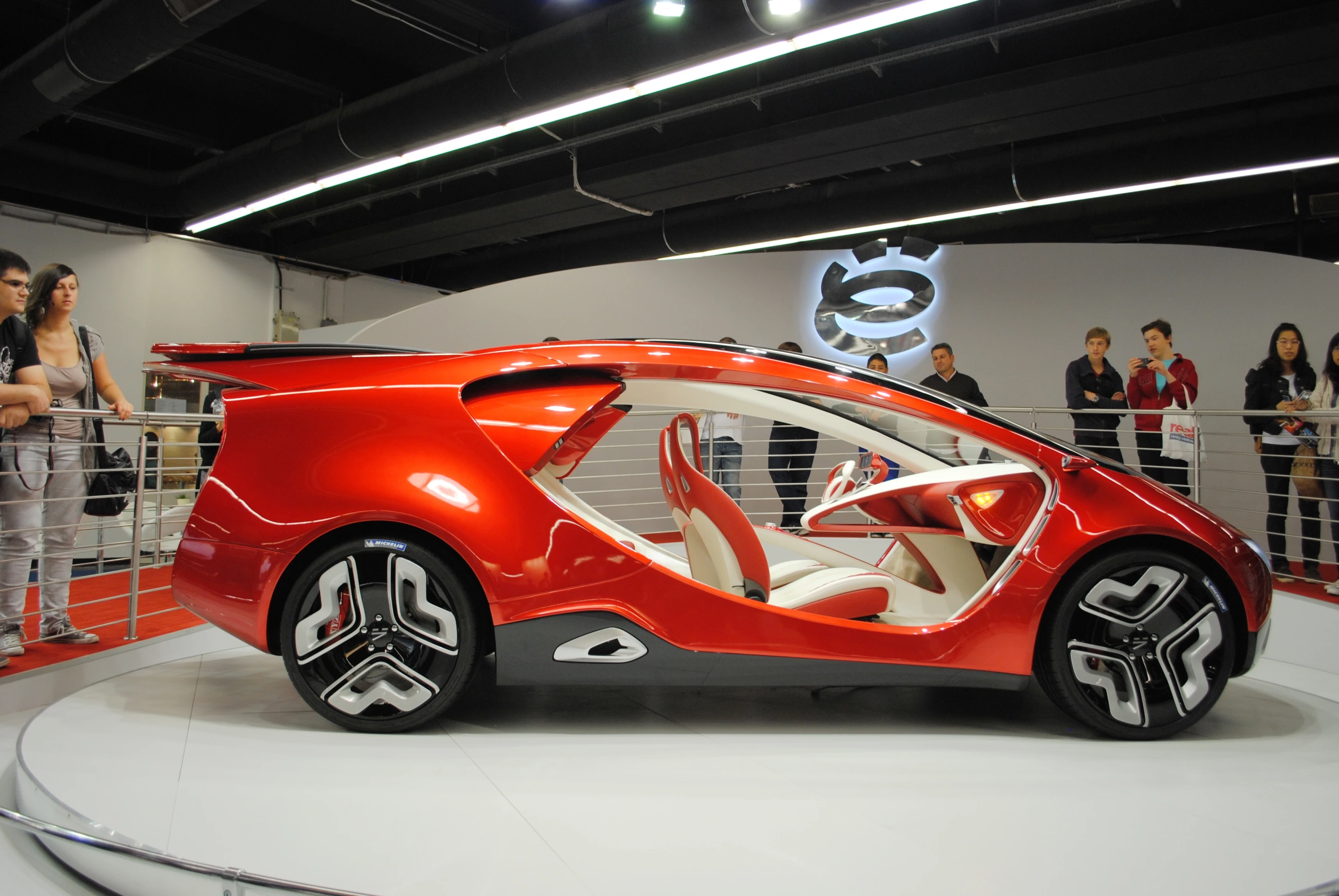 The ë-mobile on show at the Frankfurt Motor Show in 2011 (Photo: Brattarb)
