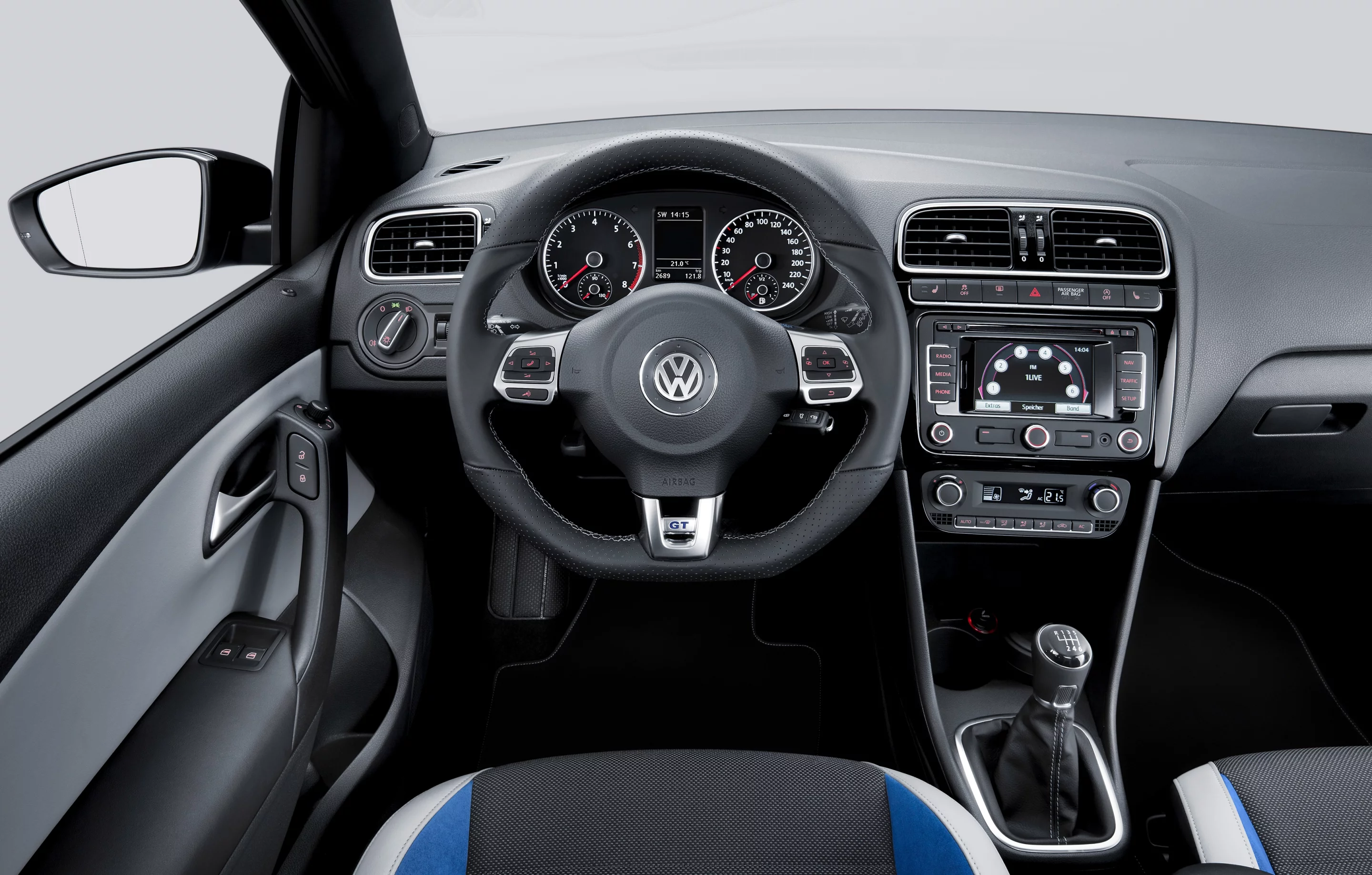The Volkswagen Polo GT interior