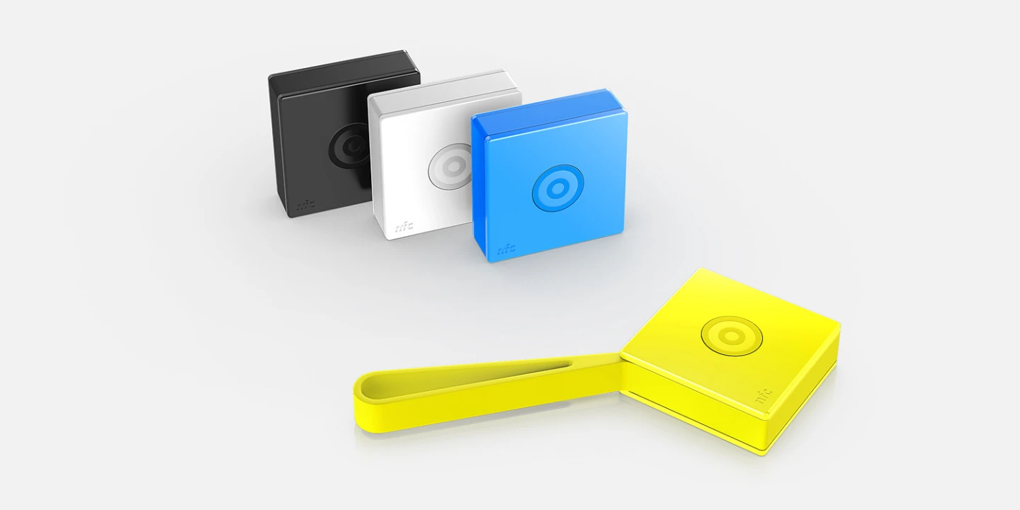 Nokia Treasure Tag is a small box that comes in a range of lurid colors