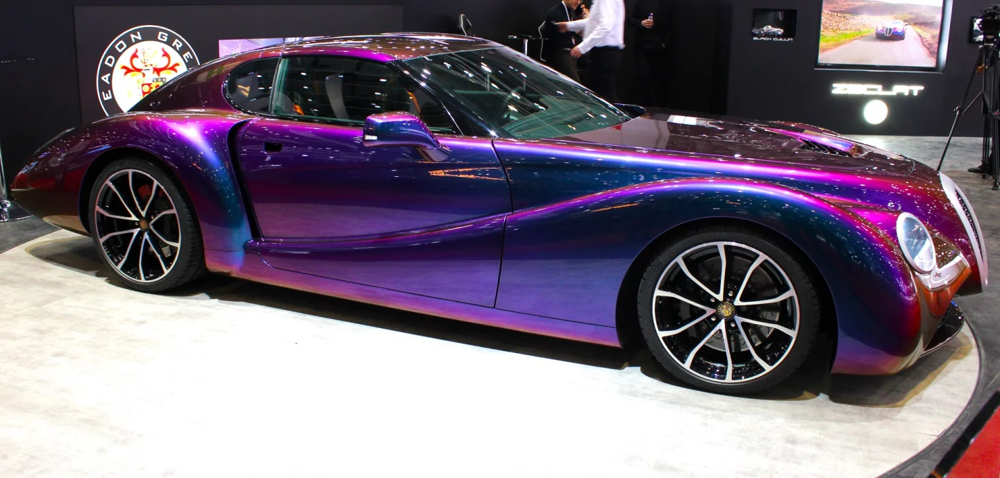 As it did last year with the Black Cuillin, Eadon Green adds some serious purple to Geneva 2018 with the new Zeclat