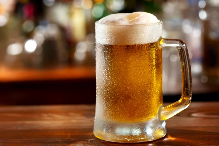 Scientists have calculated how many bubbles will form in a glass of beer so you don't have to