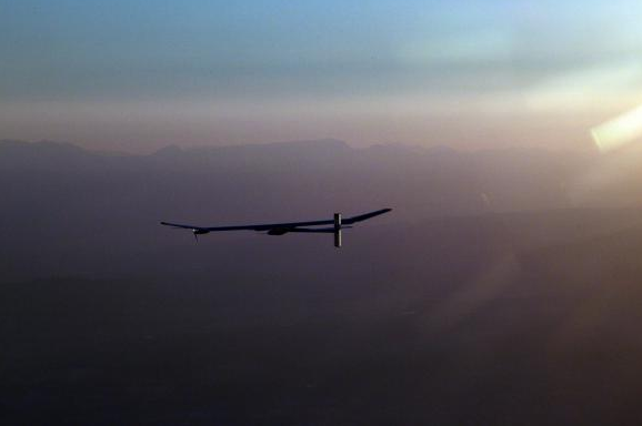 Historic flight through the night Solar Impulse HB-SIA (Image: Solar Impulse)