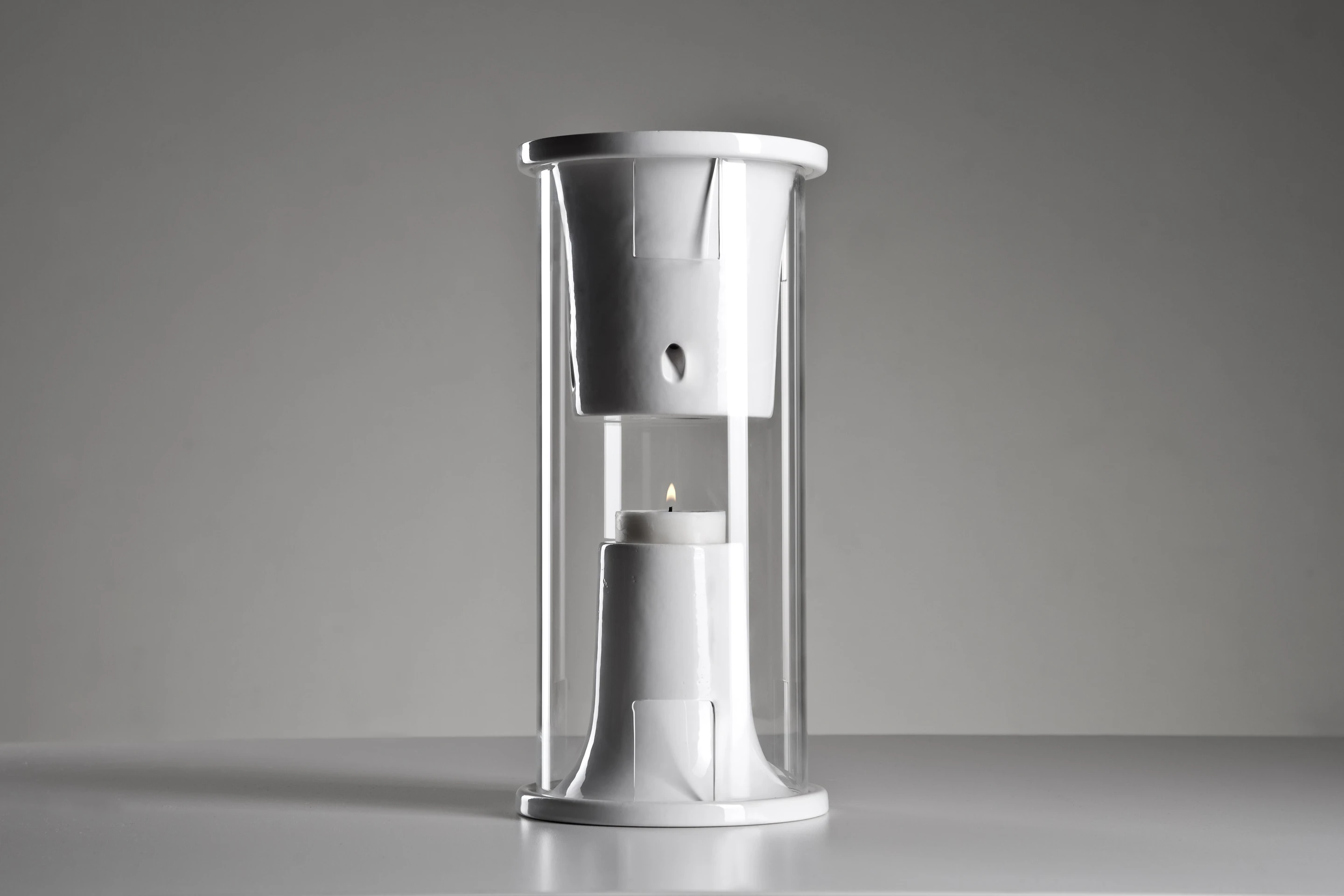 The Pelty Bluetooth speaker uses a thermoelectric generator to provide up to 5 hours of audio playback per candle