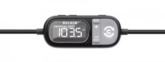 The Belkin TuneCast Auto Live in-line control