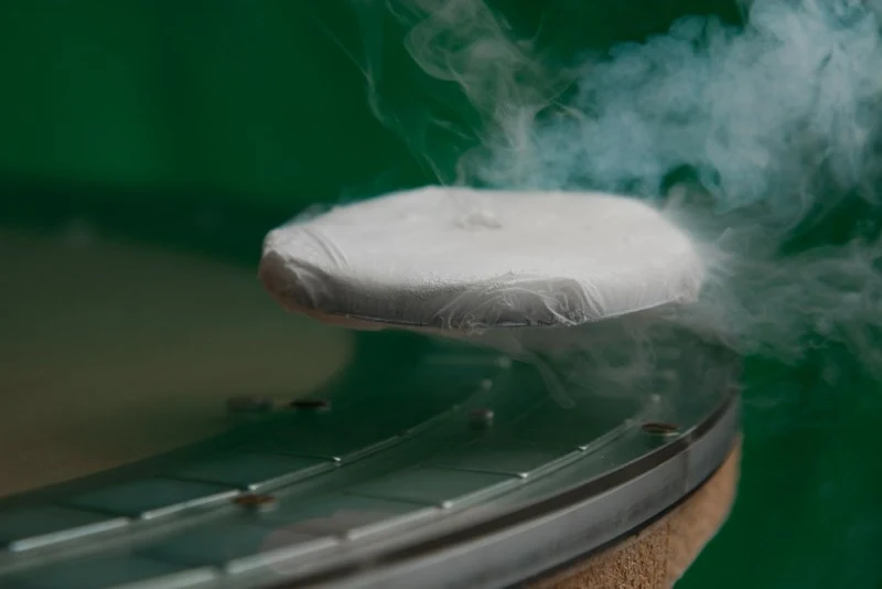 "Quantum levitation" demonstration (Image: Tel Aviv University)