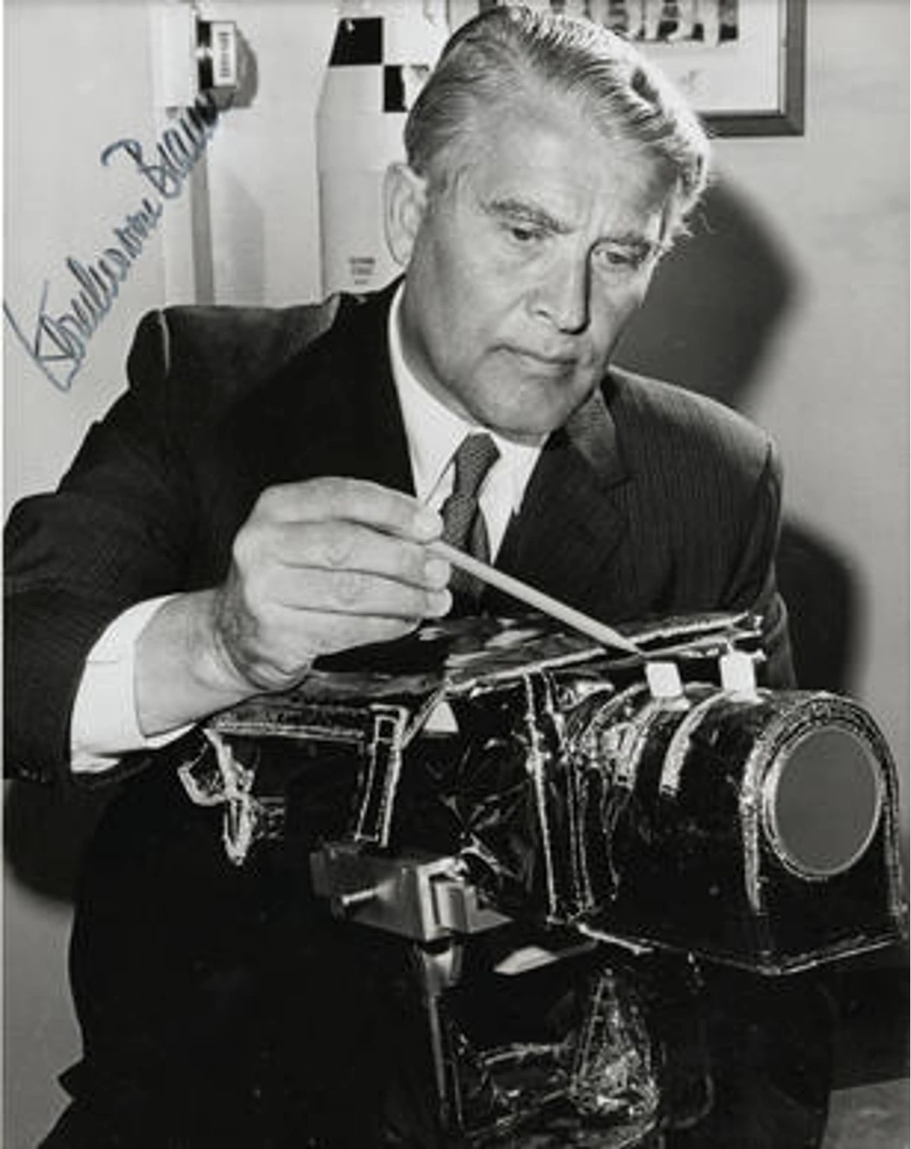Autographed picture of Werner Von Braun