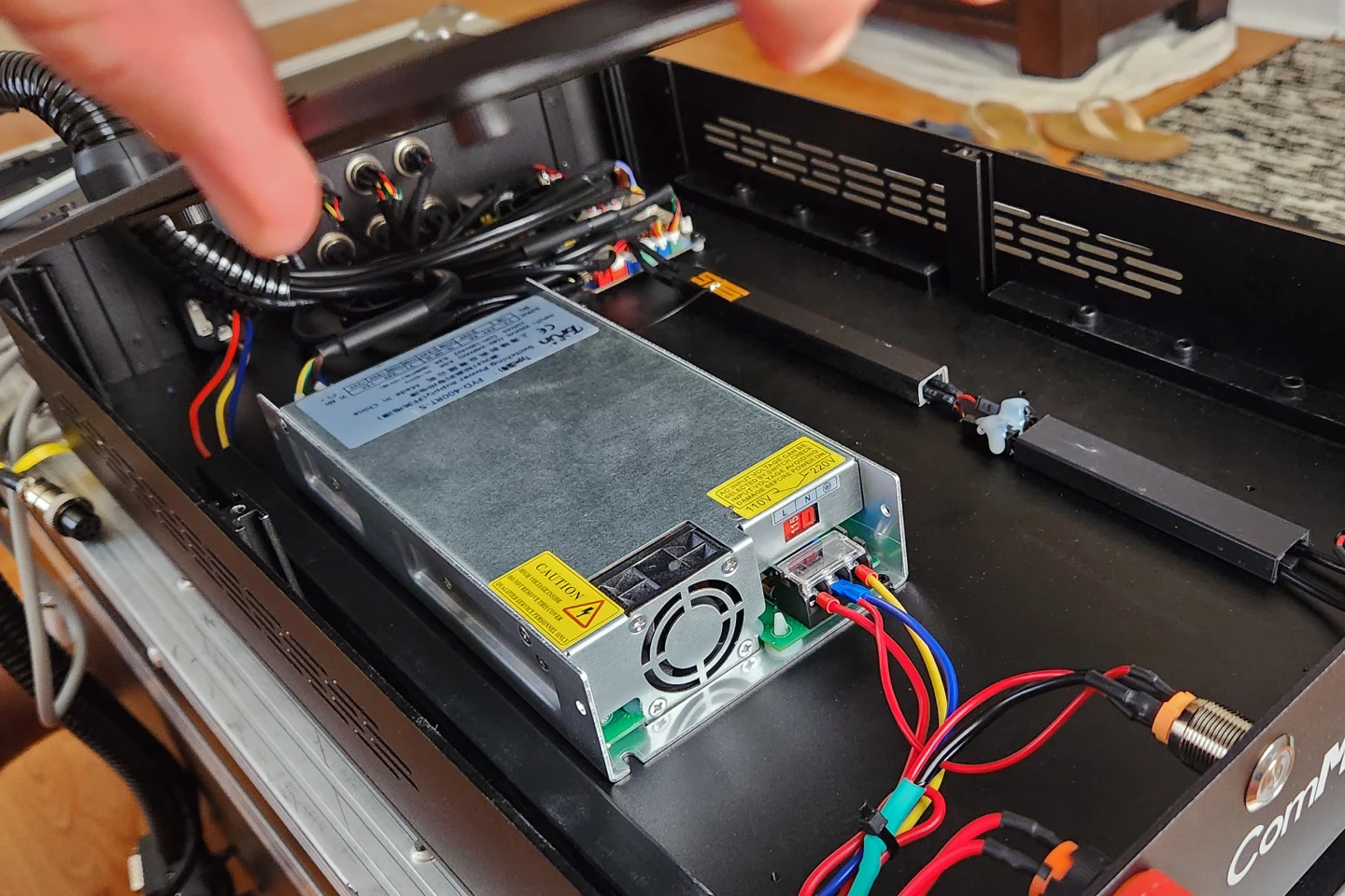 The "guts" of the Omni X UVOnce I flipped the PSU from 220v to 115v, I was in action.