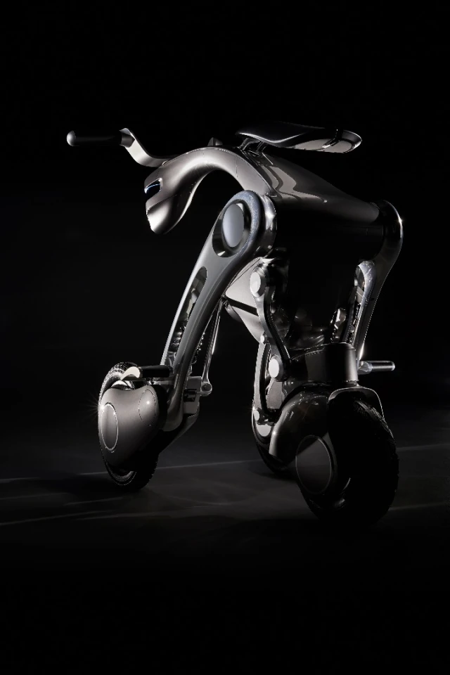 The CanguRo doesn't use a display to let the rider know the speed, but an ever quickening beat from built-in haptics located under the seat