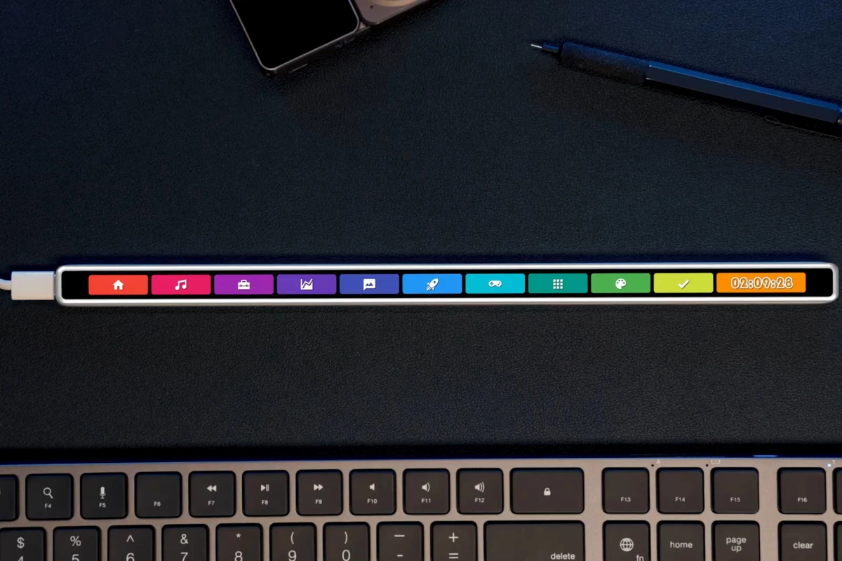 Flexbar Computer Standalone Flexbar looks to succeed where Apple's Touch Bar failed