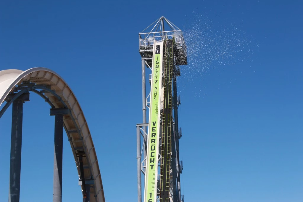 People riding The Verrückt hit 40-50 mph (64-80 km/h)