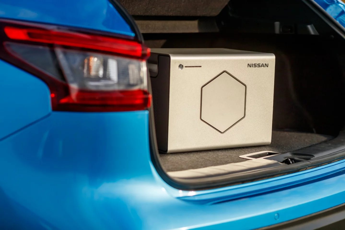 Unlike other camper batteries, this one removes for easier charging - instead of having to hook up the trailer, you can take the battery inside and charge it there