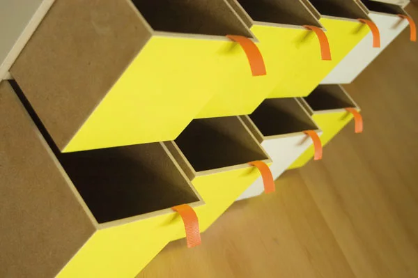 The Casulo cabinet has invisible locks