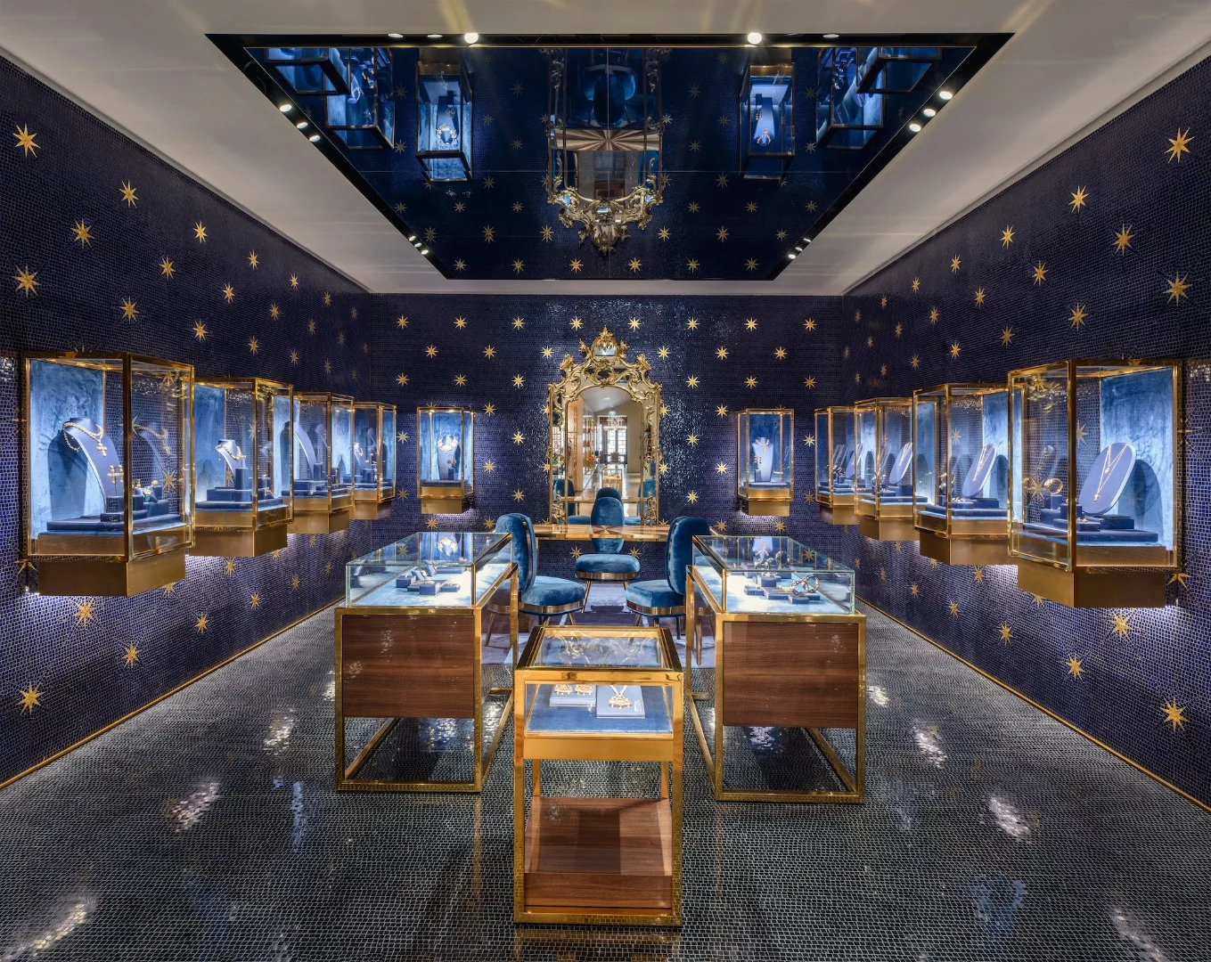 Inside Dolce & Gabbana’s Venice Palazzo in Italy, by French architecture firm Carbondale